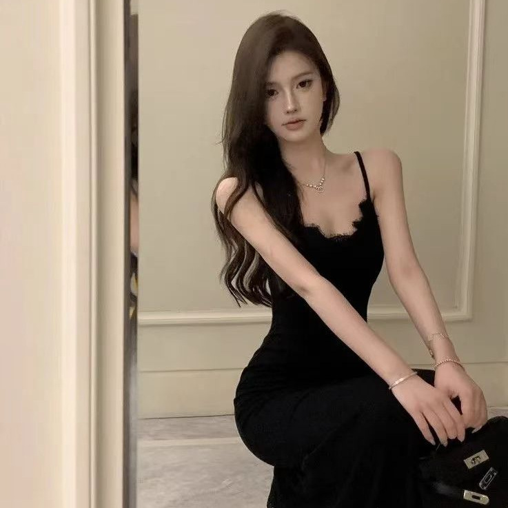 蕾丝包臀裙子女装春夏无袖打底富家千金适合海边裤子宽松慵懒风