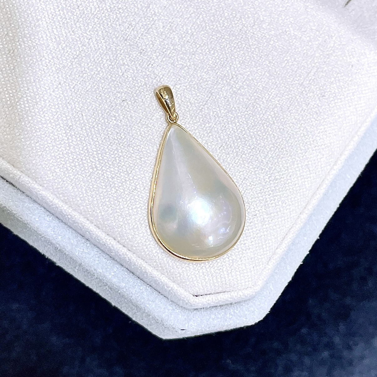 【珍珠甄选】海水马贝珍珠 简包水滴设计款吊坠 12-13MM