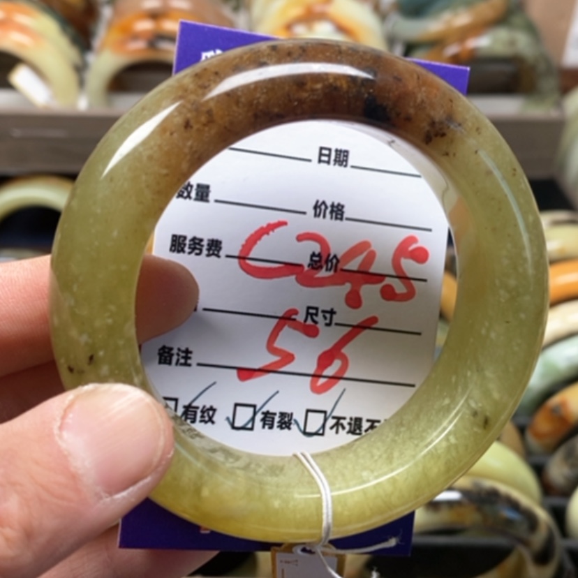 【闪购商品】蛇纹石玉手镯未镶嵌