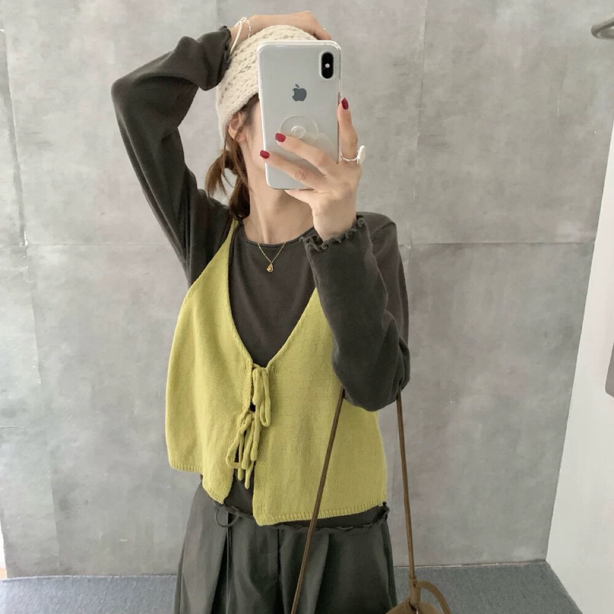 秋款韩系修身显瘦假两件木耳边拼接长袖T恤女