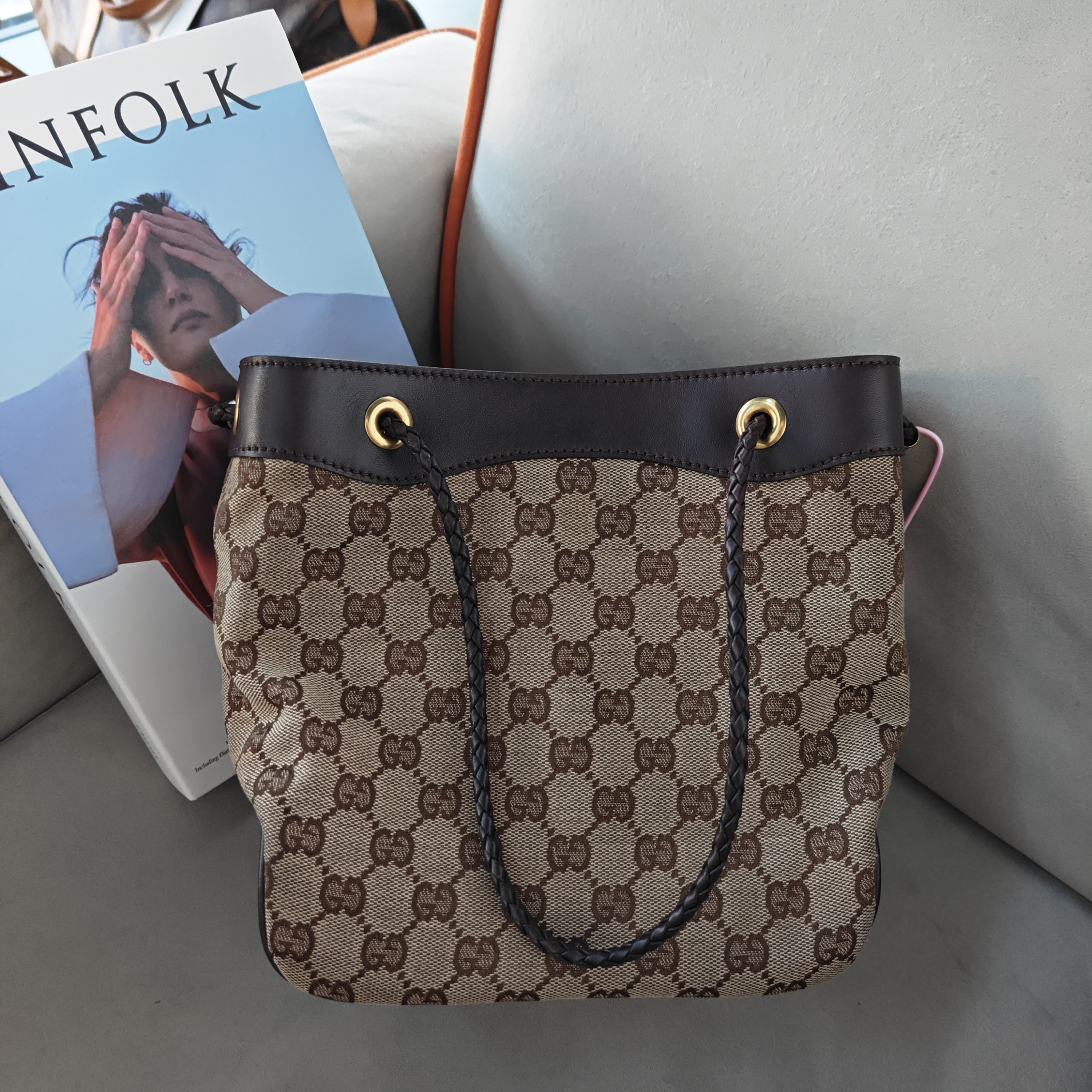 95新 GUCCI/古驰 麻花抽绳水桶小号 95新