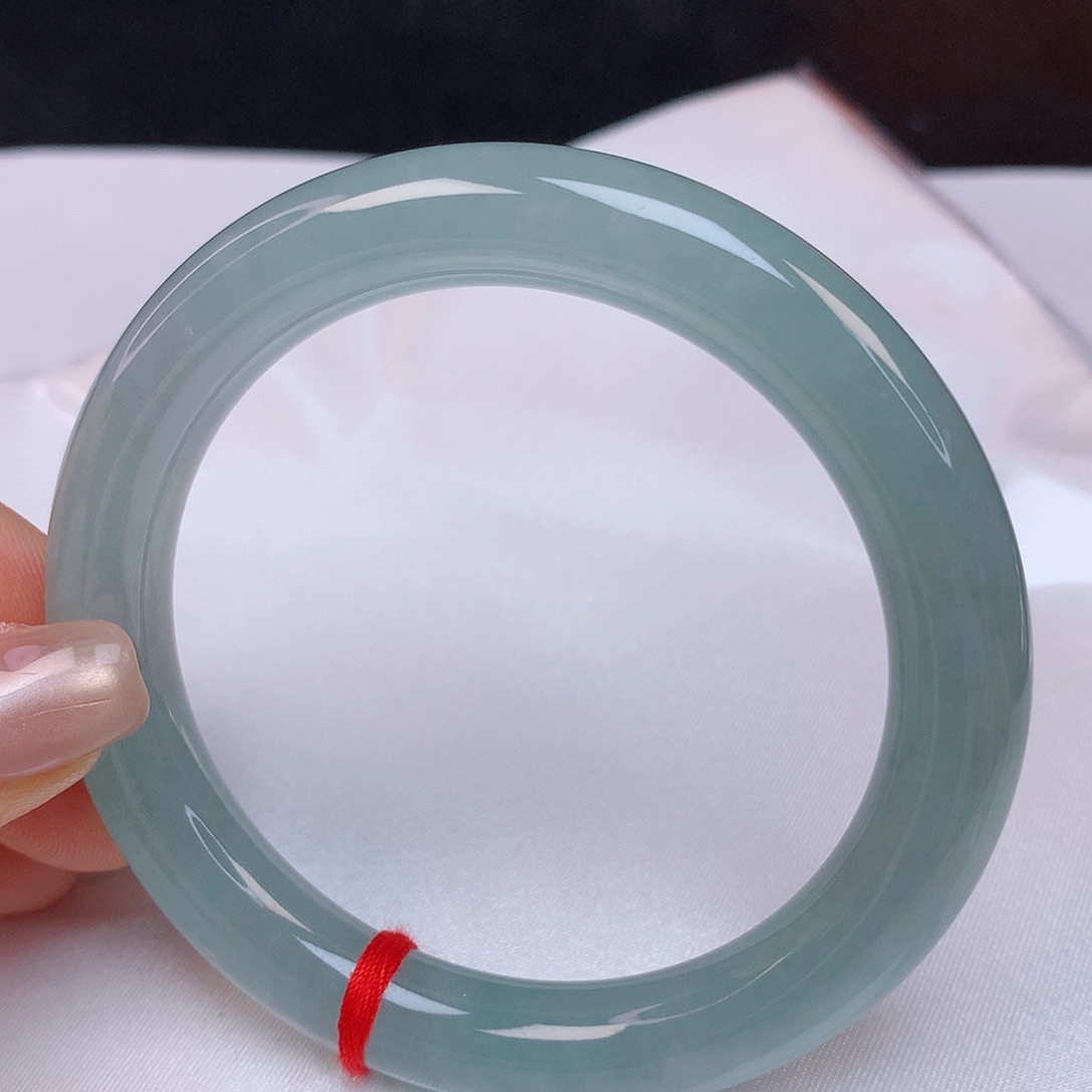 【闪购商品】翡翠手镯未镶嵌56圆条手镯