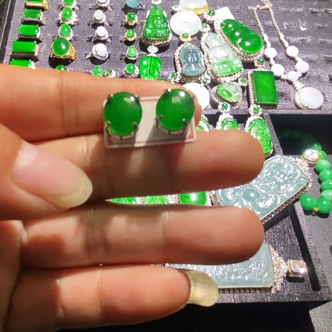 翡翠未镶嵌耳饰A货翡翠3