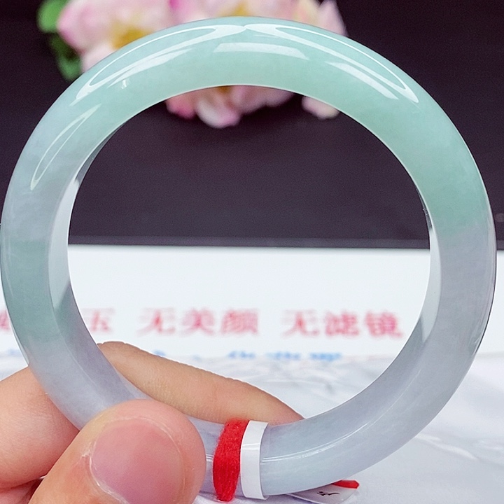 翡翠手镯未镶嵌56.7圈