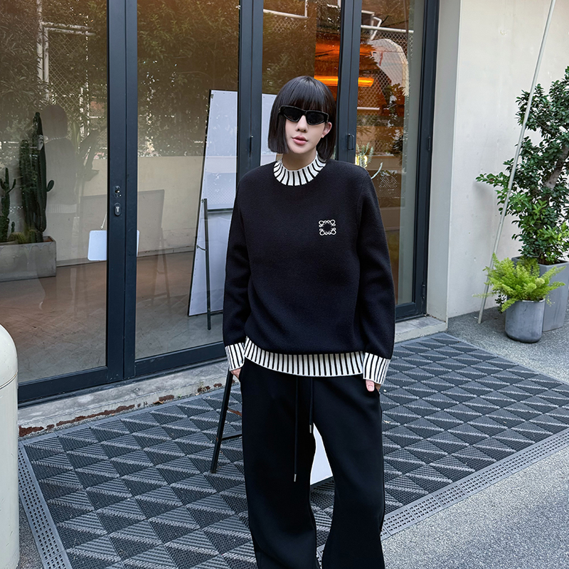 【条杠拼接刺绣】2025新款百搭条纹拼接刺绣圆领套头毛衣男女同款