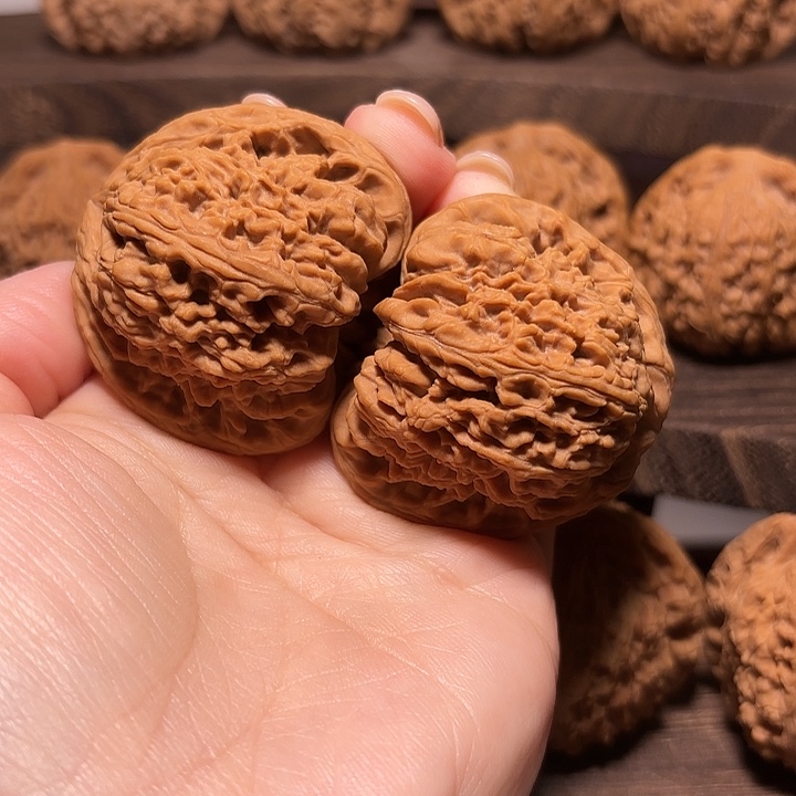 木质类南疆文玩核桃