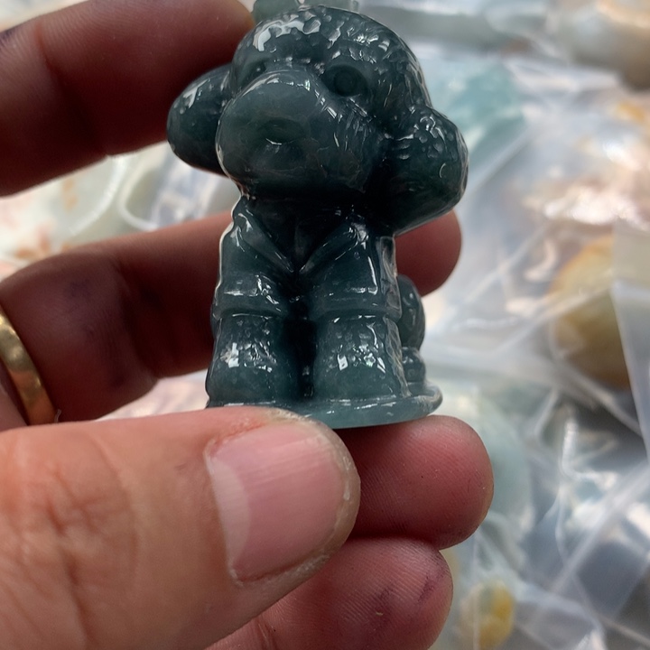 翡翠未镶嵌颈饰保真天然a货翡翠