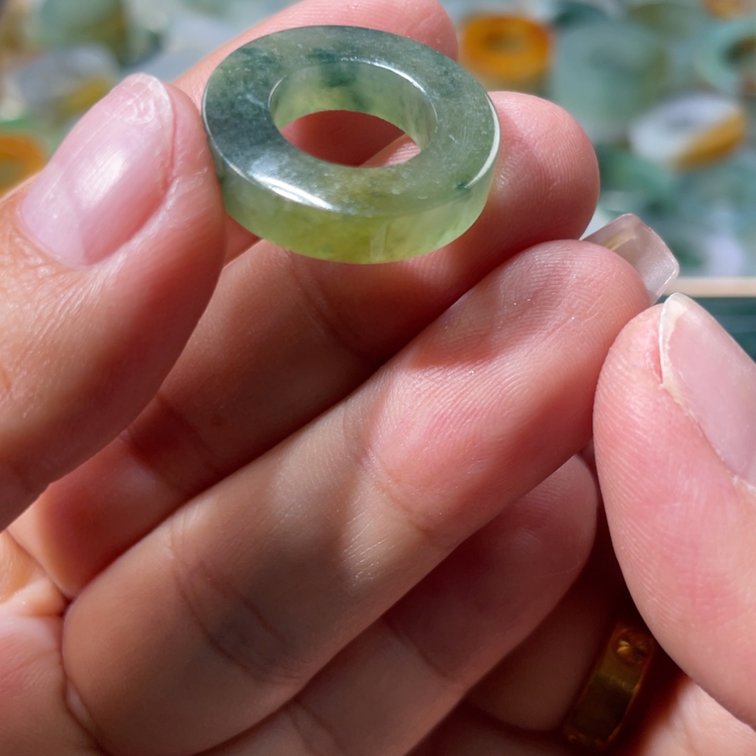 定制翡翠未镶嵌天然翡翠冰黄➕飘花2-10圈