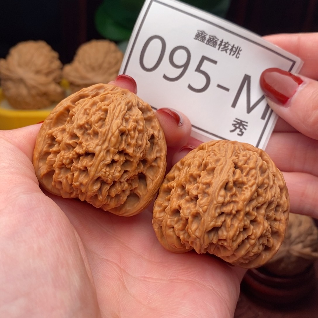 文玩核桃把件蓝**云南疆41