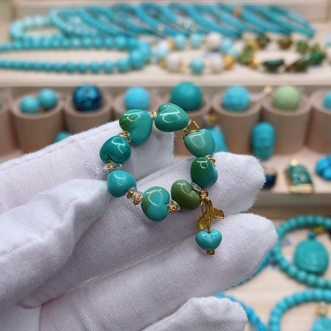 绿松石珠宝奇石未镶嵌