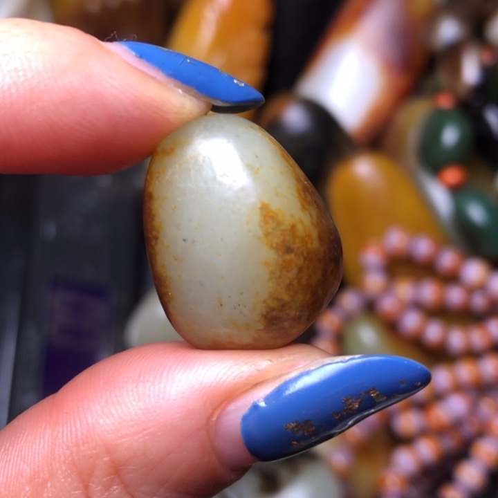 和田玉未镶嵌珠宝奇石