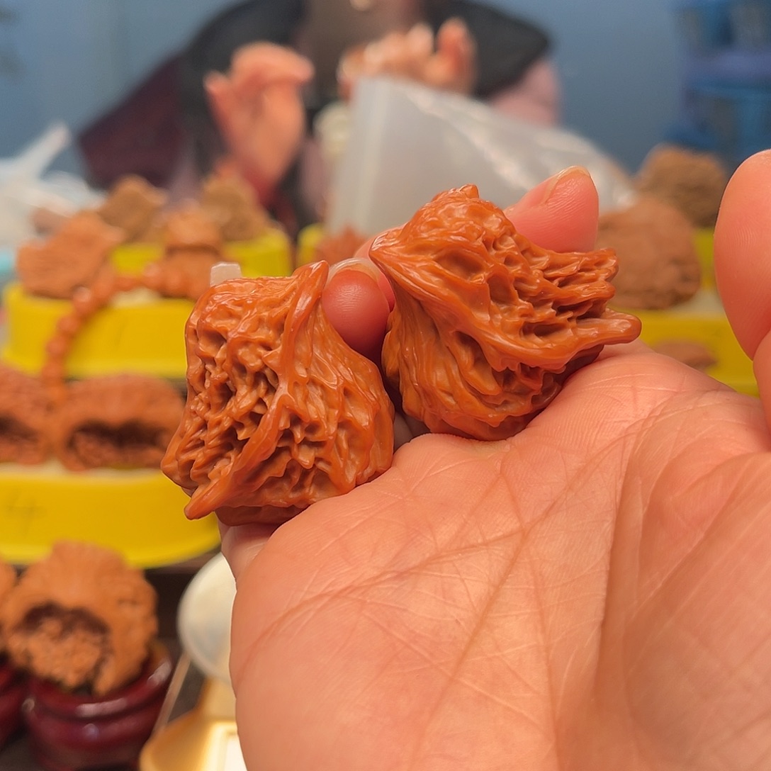 文玩核桃吊坠吉祥鸟