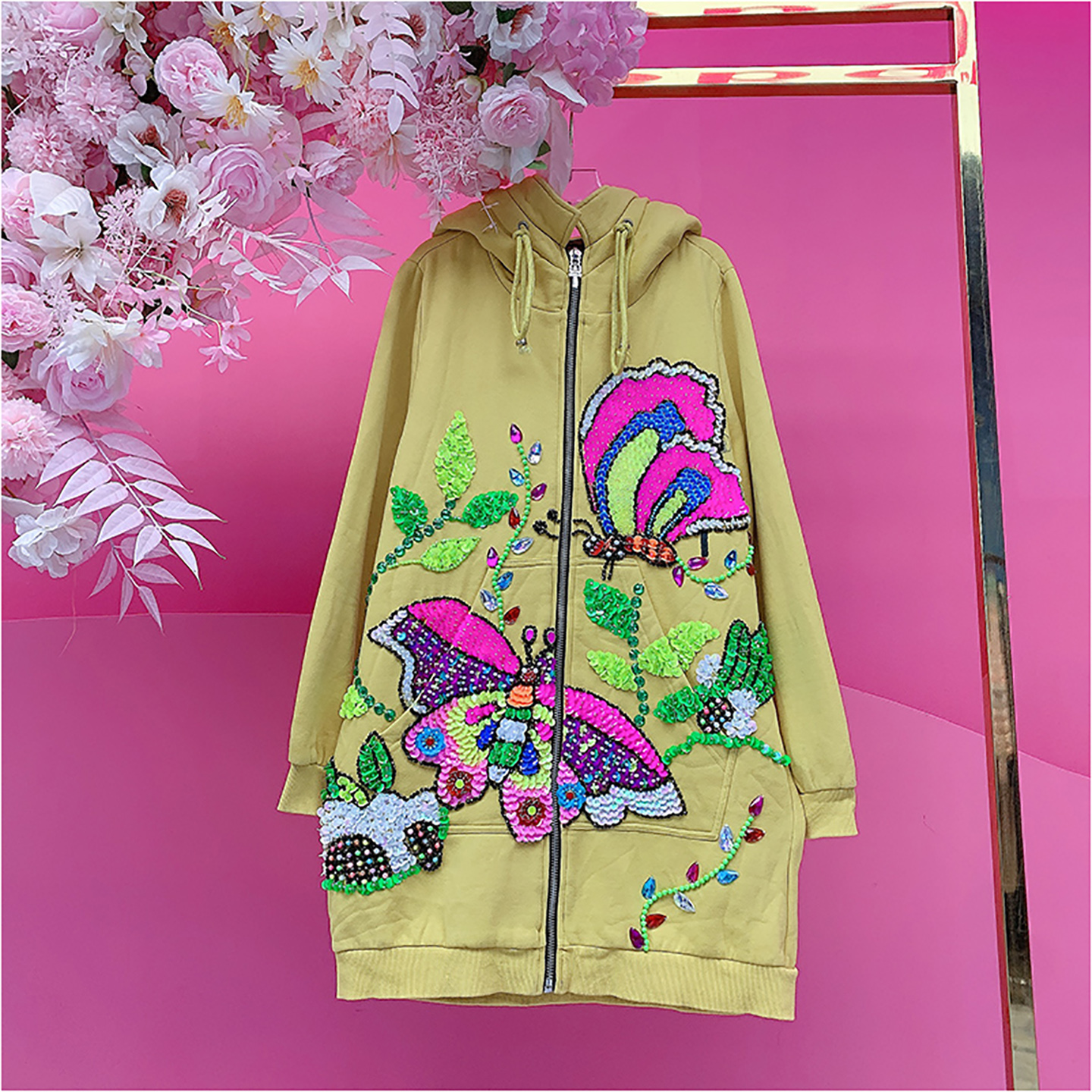 QD1547欧美设计师2025冬季新款重工钉珠刺绣彩色亮片蝴蝶花朵外套