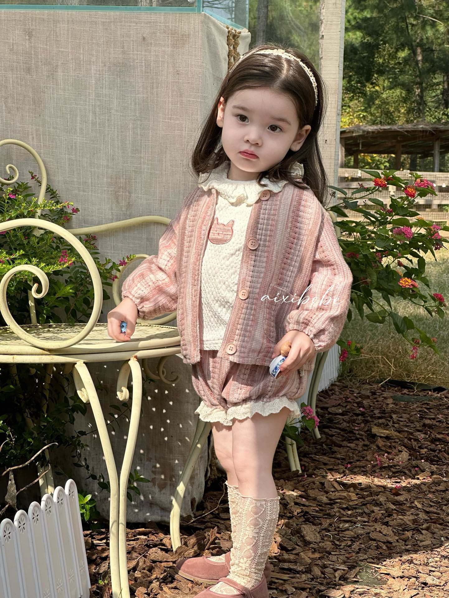 爱喜春季新款婴童粉色外套短裤+米色T三件套