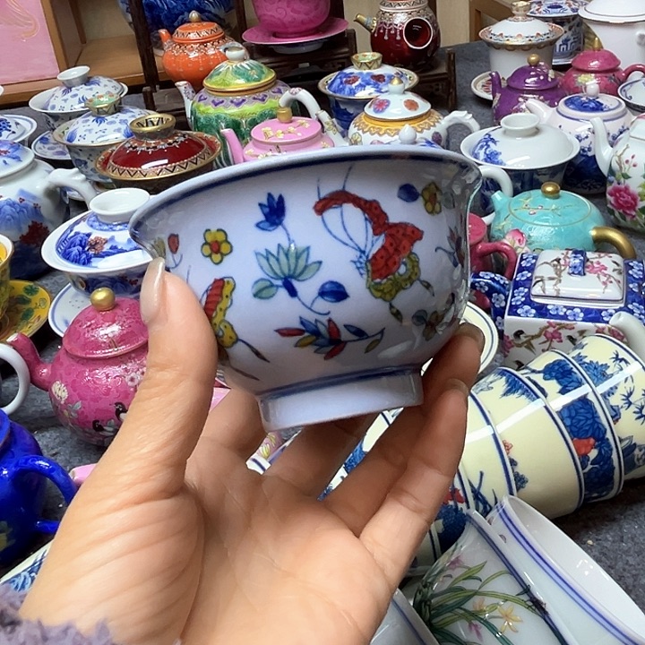 在干嘛，这就是一群爱