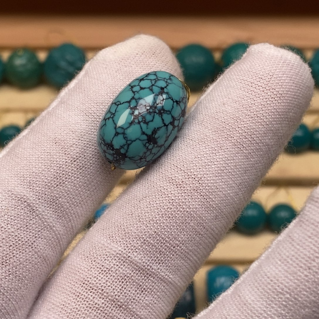 绿松石未镶嵌珠宝奇石644/20.2mm