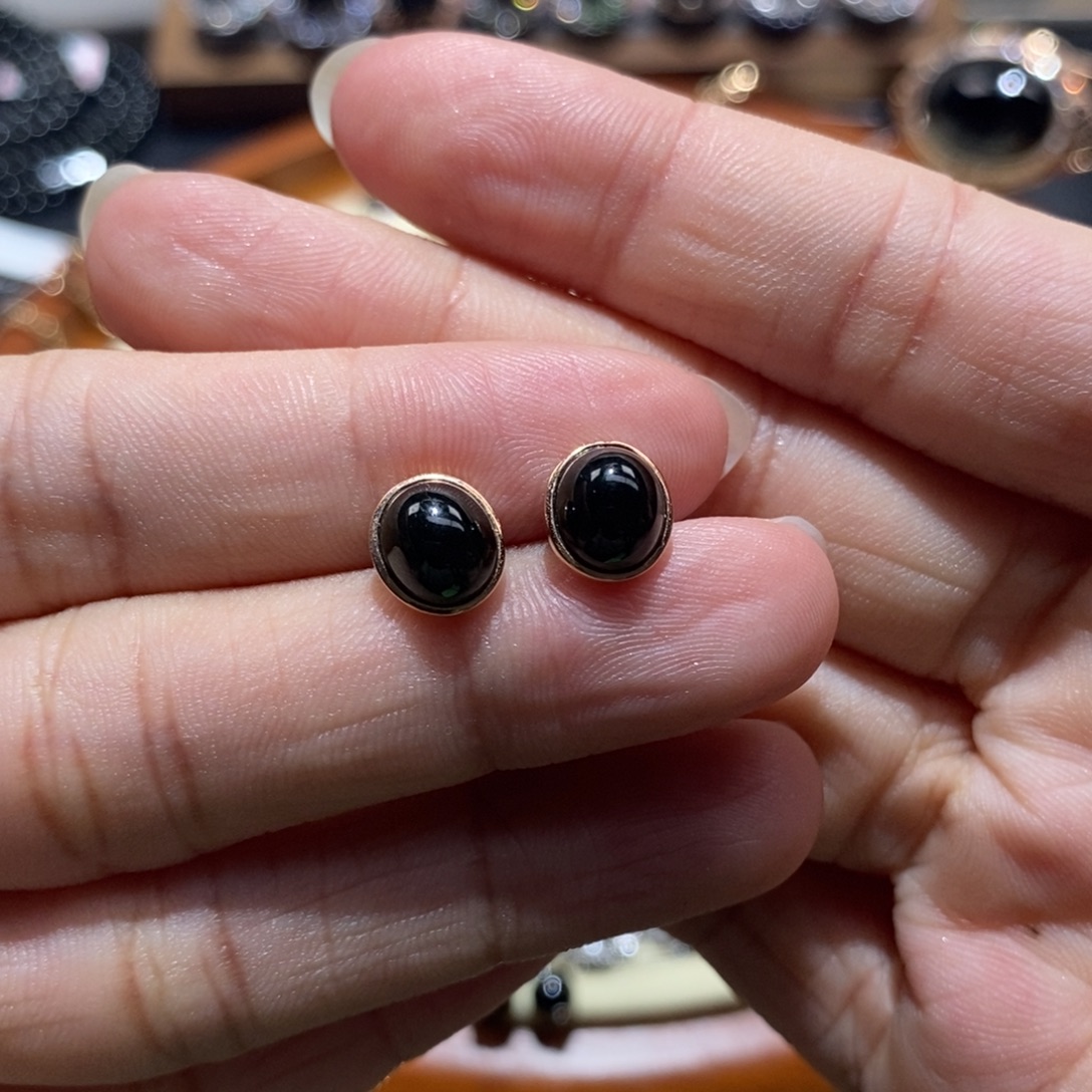 翡翠18K金镶嵌耳饰