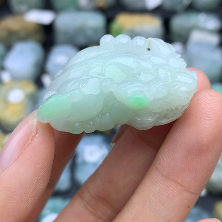 翡翠颈饰未镶嵌天然缅甸翡翠