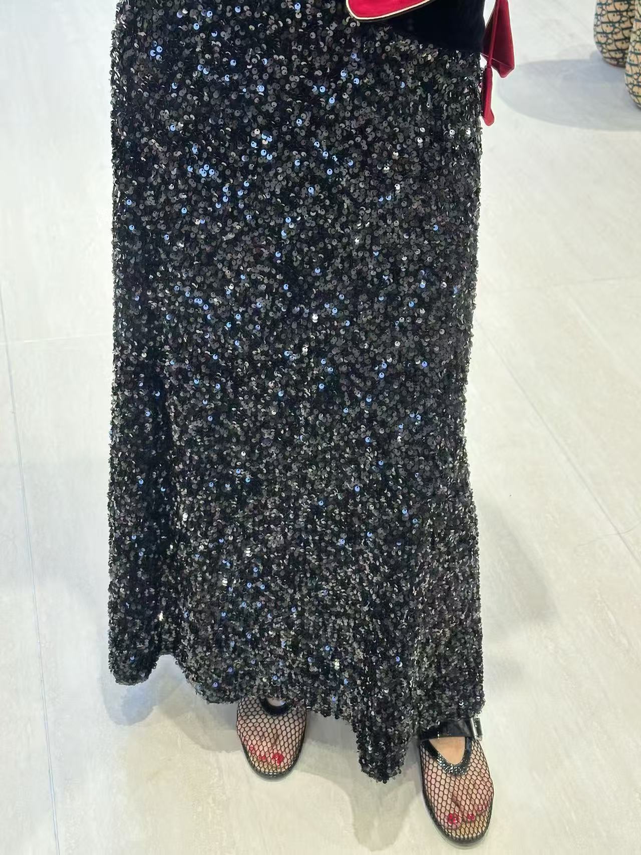 黑色亮片半身裙女士2025秋冬新款复古大码高腰包臀裙鱼尾裙