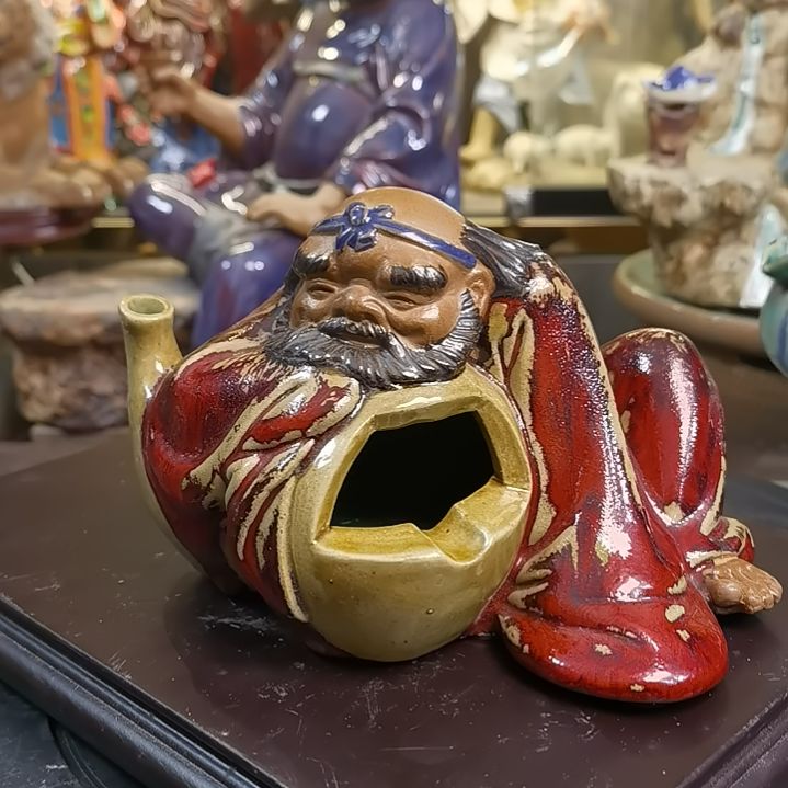 老***黄陶石湾公仔陶瓷摆件