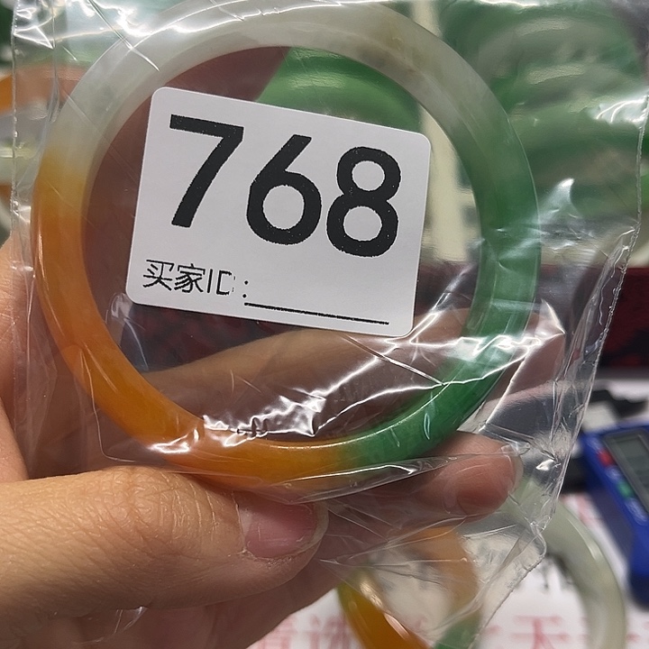 未镶嵌手镯翡翠好