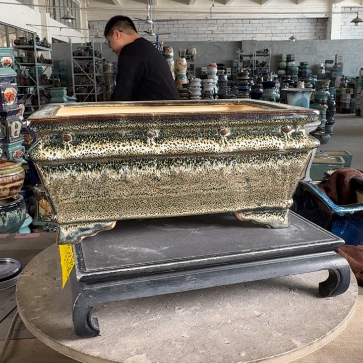 。一风堂石湾花盆 小颗粒 轻微收缩 内27*18*11