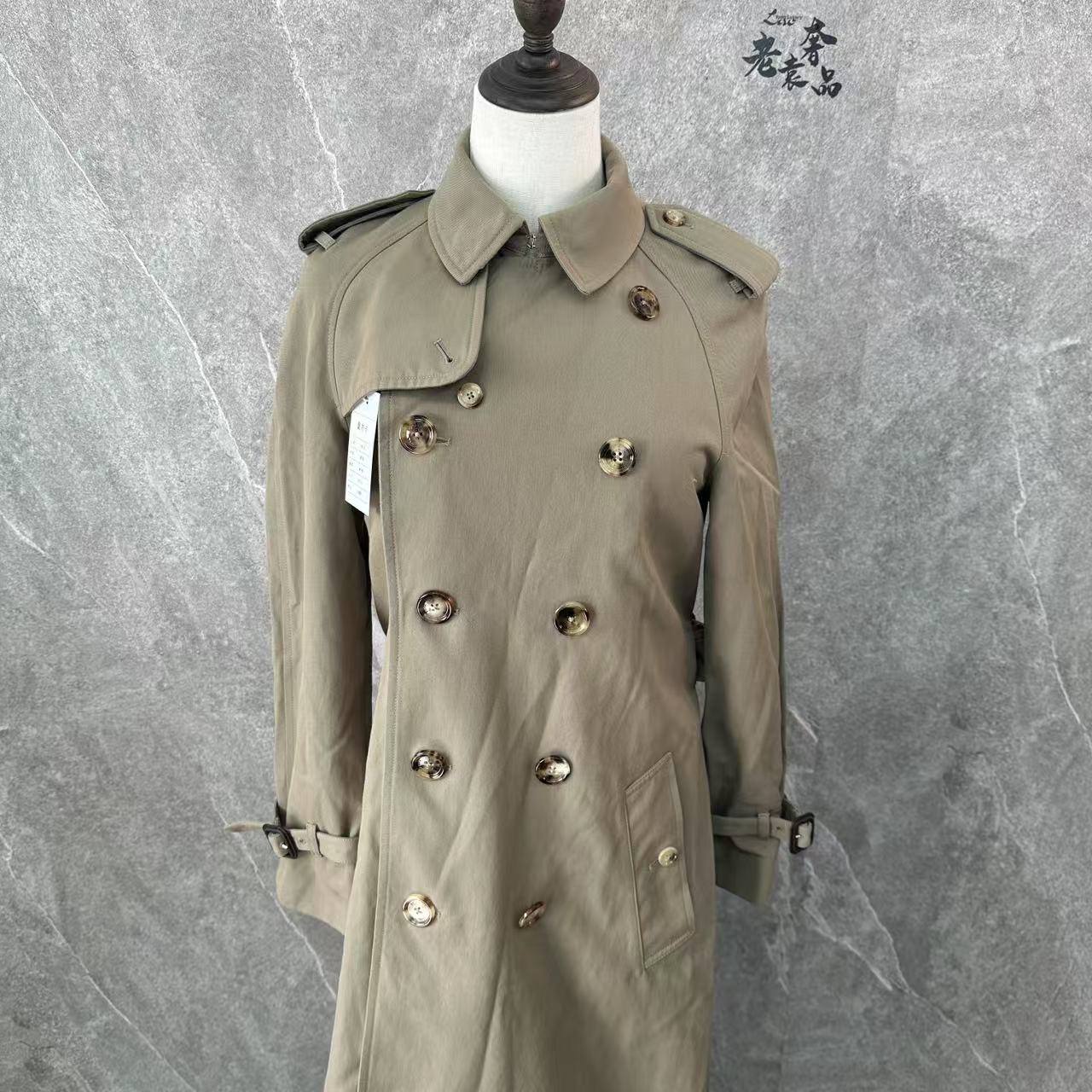 95新 Celine/思琳 海囤K/思琳风衣/36码/he91136