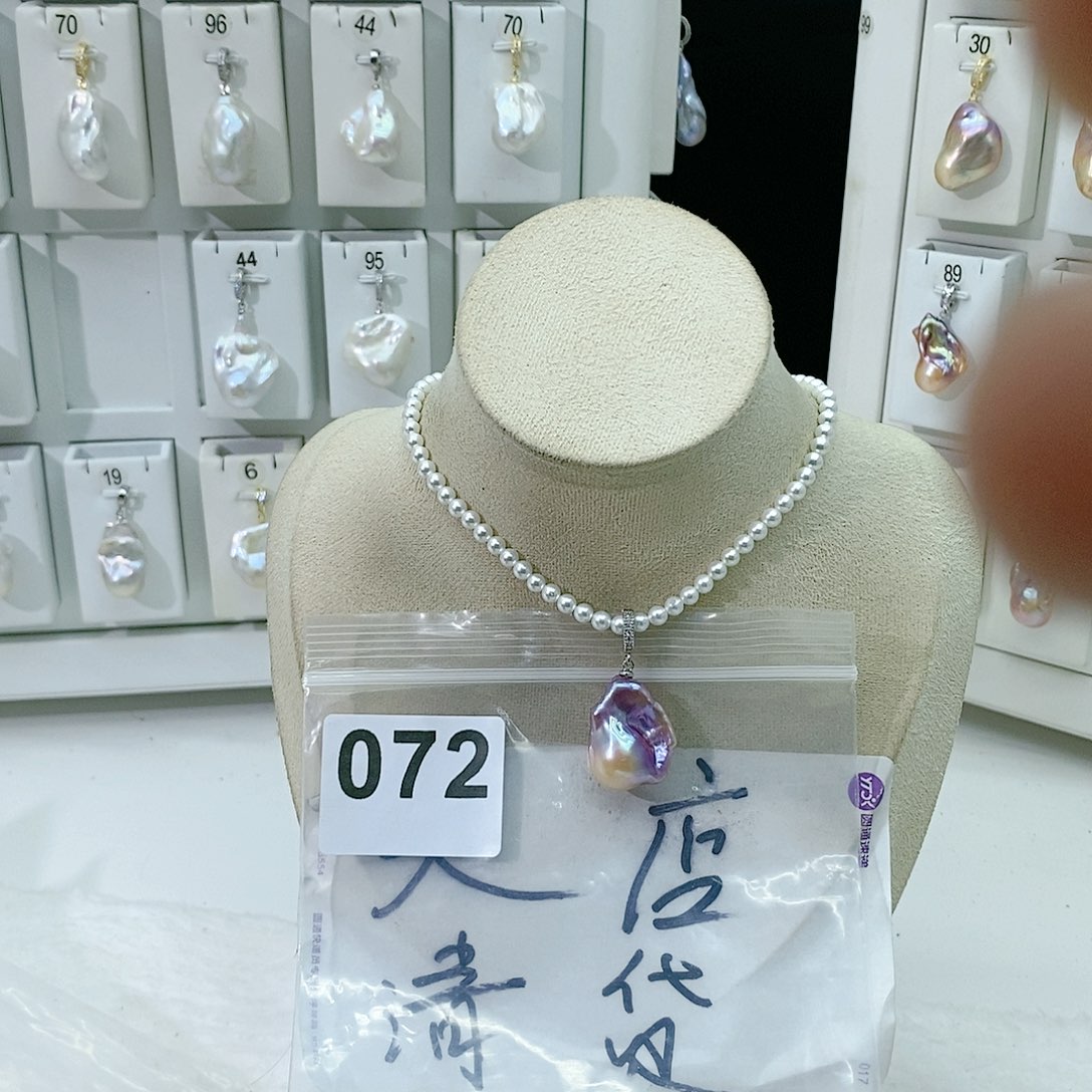 淡水珍珠颈饰合金