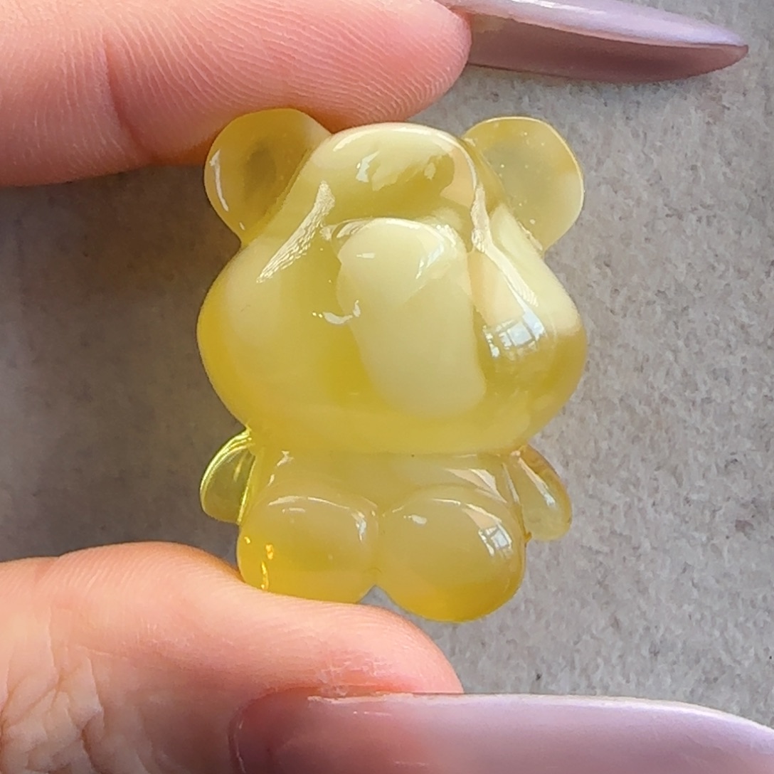 未镶嵌琥珀珠宝奇石