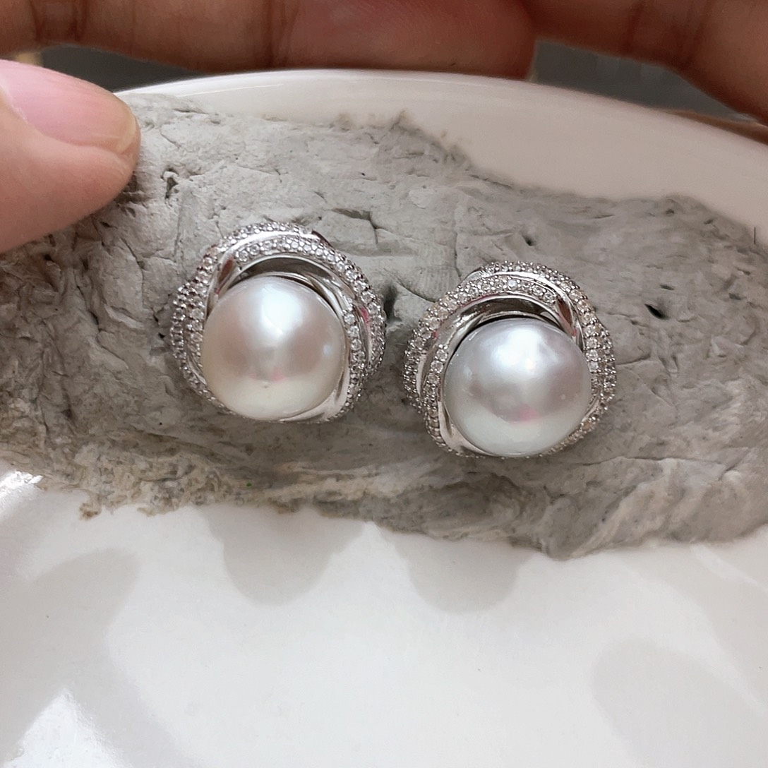 银S925镶嵌耳饰海水珍珠