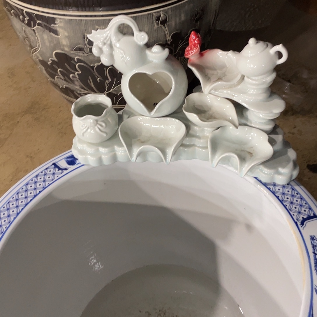 缸摆件瓷器瓷器瓷器