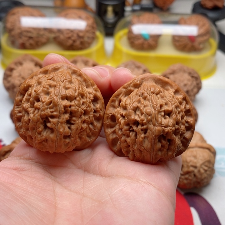 文玩核桃吊坠38水龙