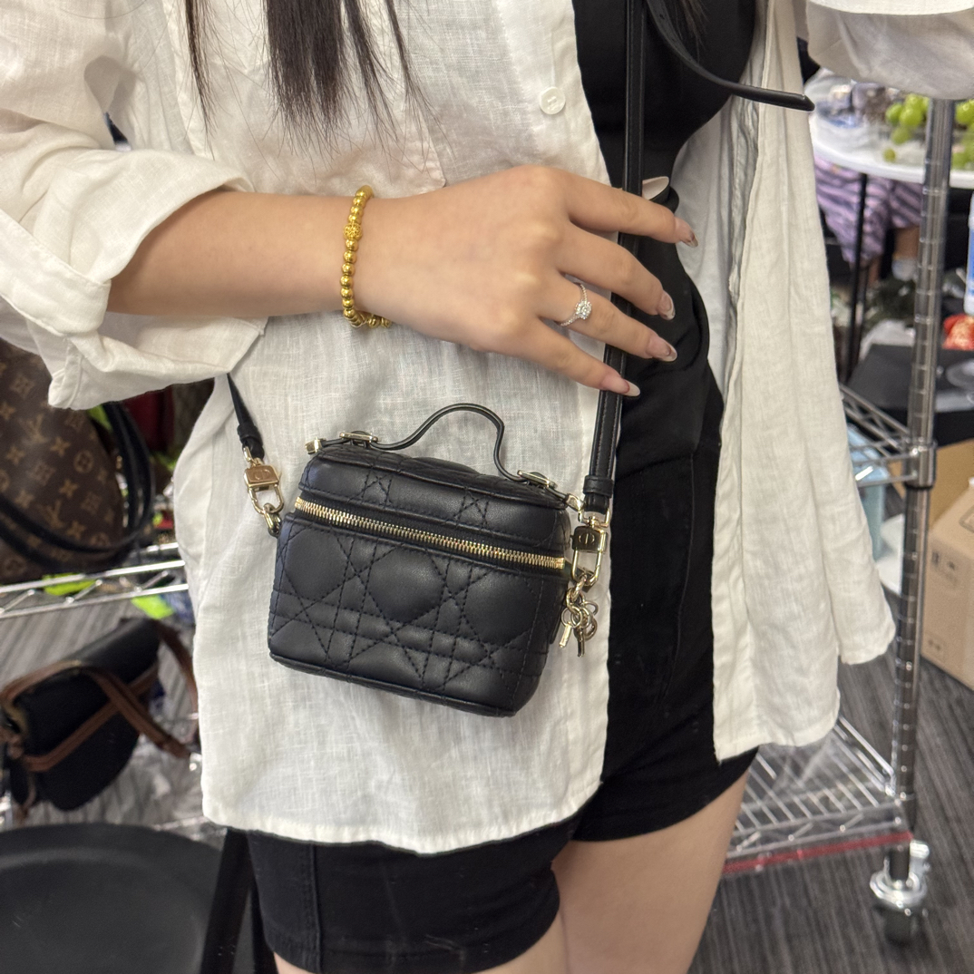 95新 DIOR/迪奥 黑金藤格纹小化妆盒子包