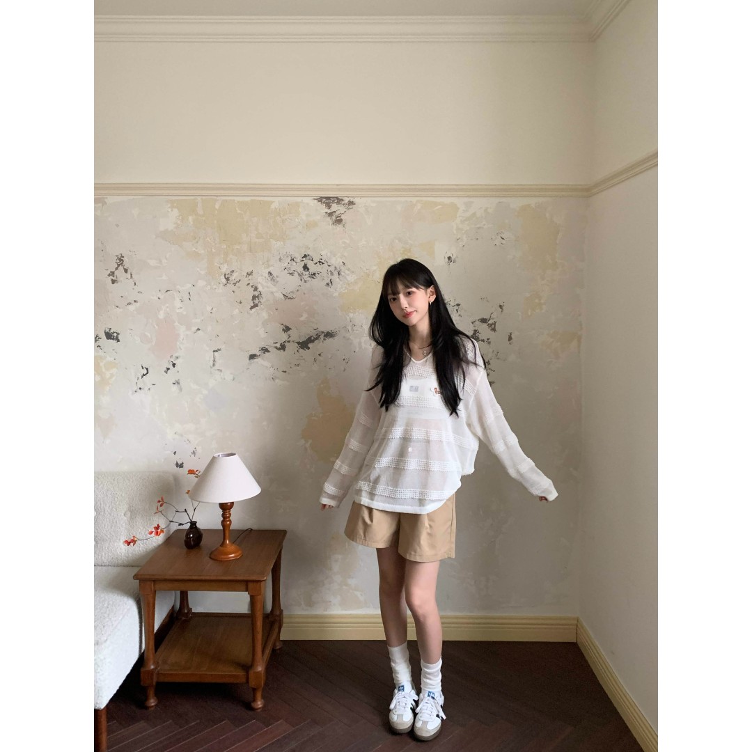 【小玉粉丝专属】mbd小花腊肠狗镂空罩衫女薄款长袖T恤防晒上衣ins