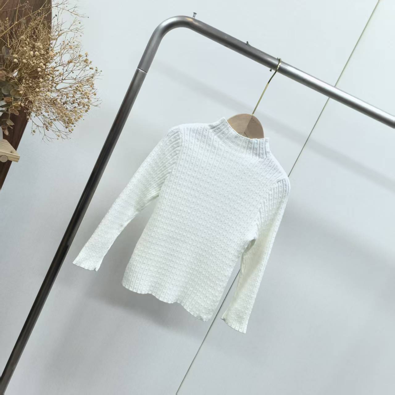 【0597】白色毛衣B7-12