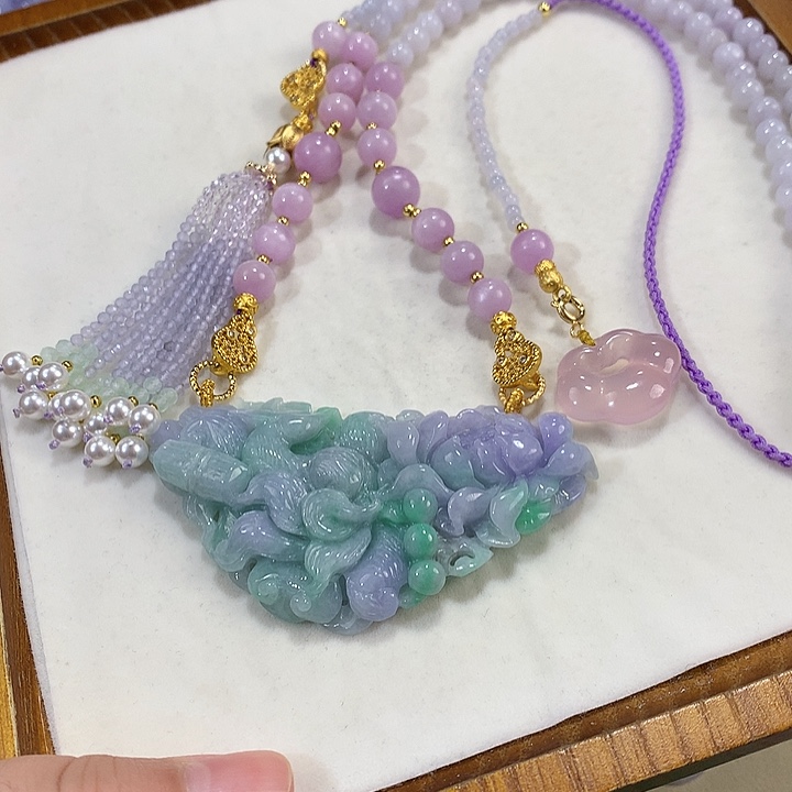 翡翠未镶嵌颈饰翡翠吊坠