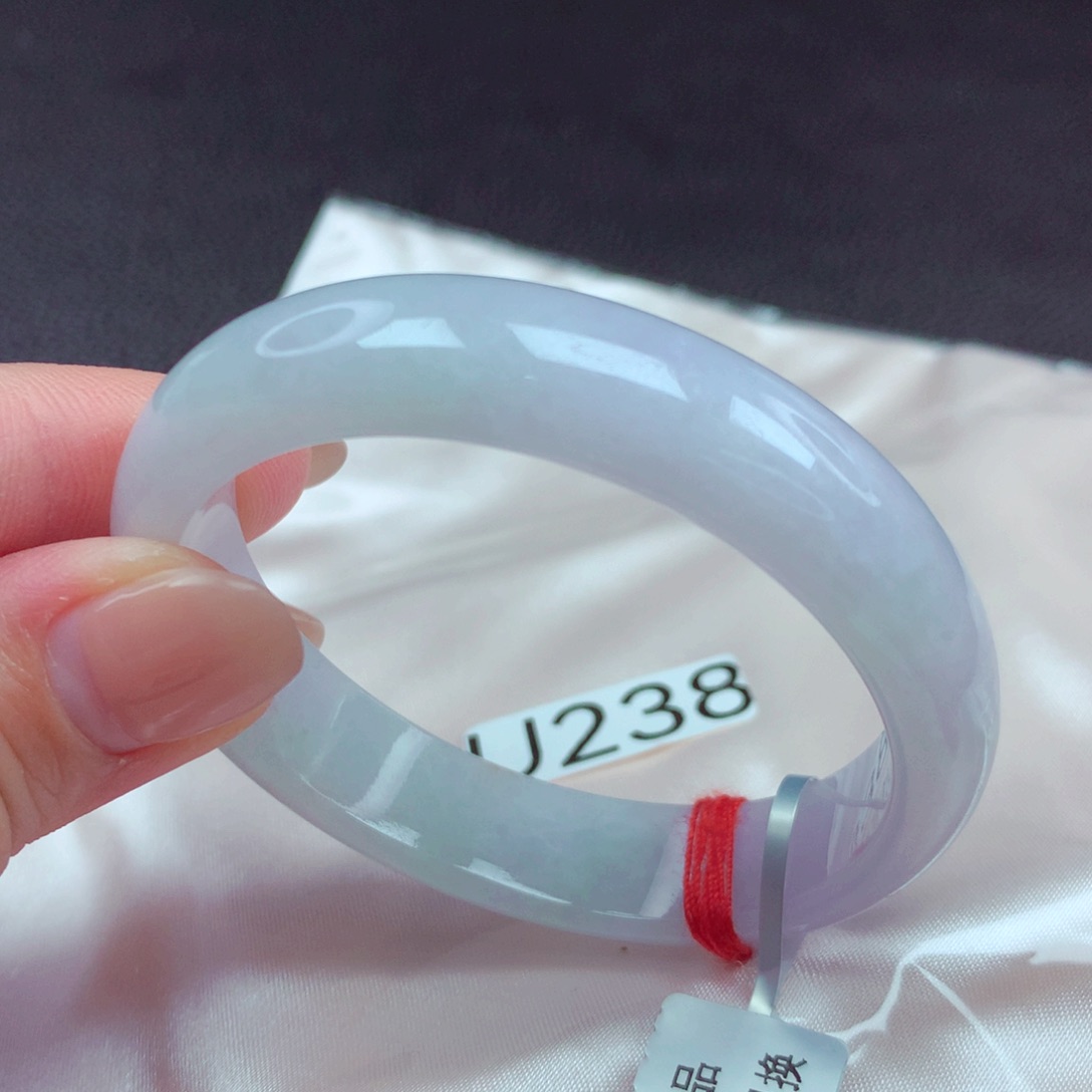 翡翠手镯未镶嵌手镯88