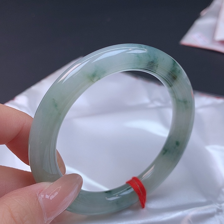翡翠未镶嵌手镯54