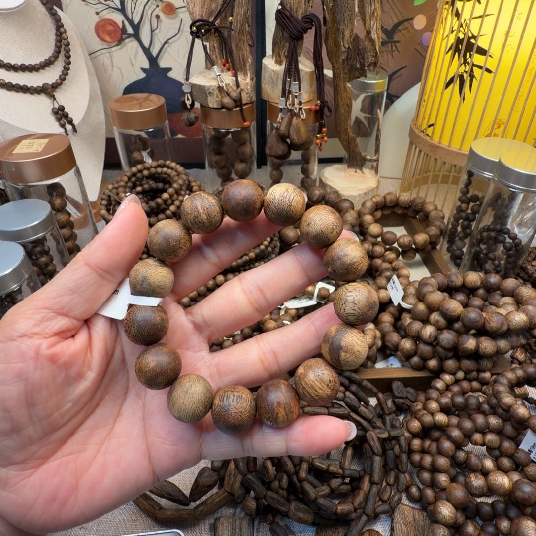 沉香沉香碎屑圆珠卡15mm14.6克