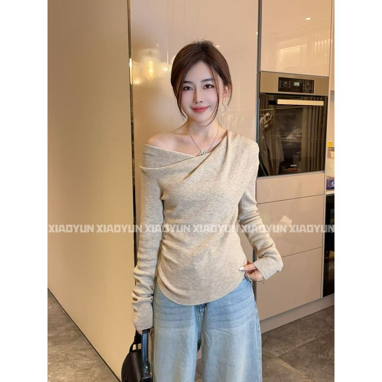 优雅荡领上衣 小允姐姐2025新款时尚气质高级优雅荡领上衣