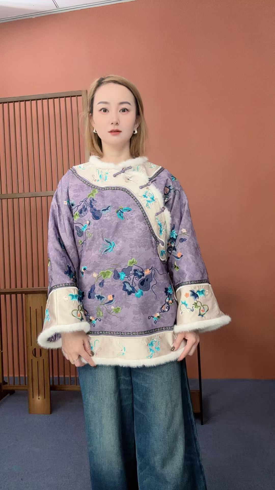 长袖刺绣宽松型保暖棉服棉衣盘扣网红民族风