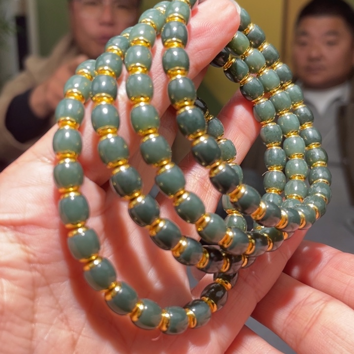 和田玉未镶嵌颈饰多样性发货，发其一