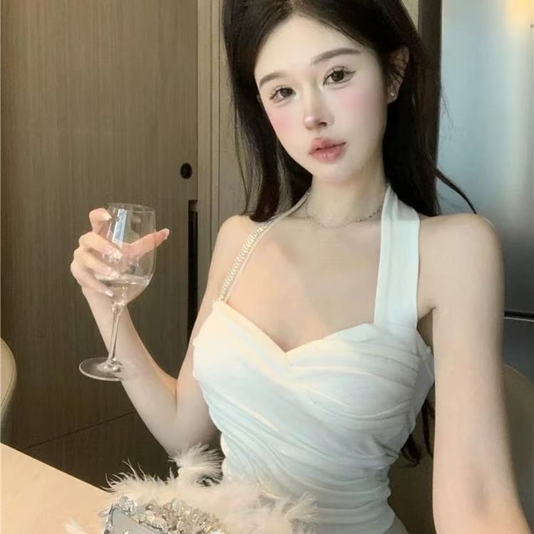 013 u-吊带背心-桃心领