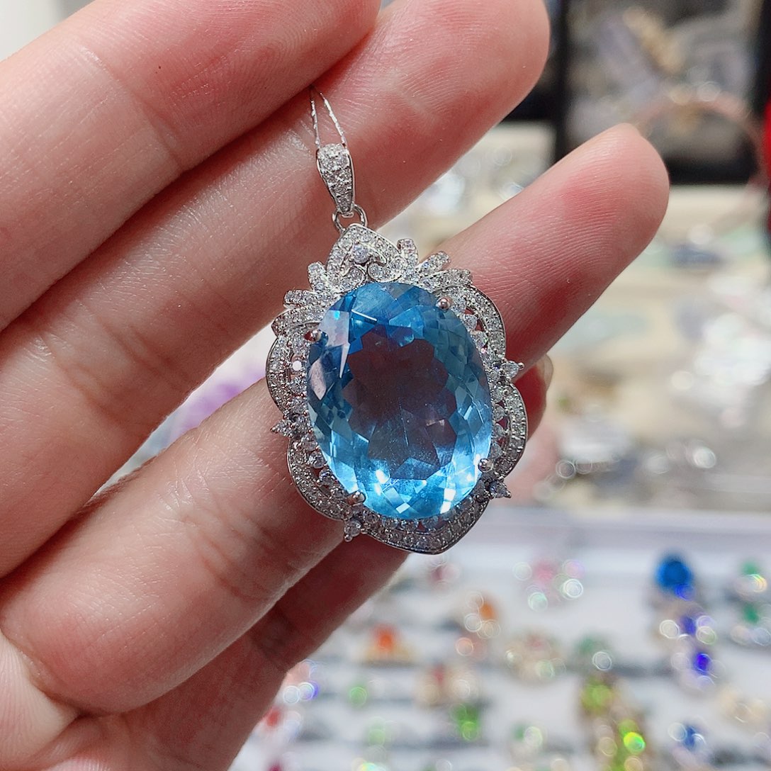 托帕石吊坠赠链银S925镶嵌