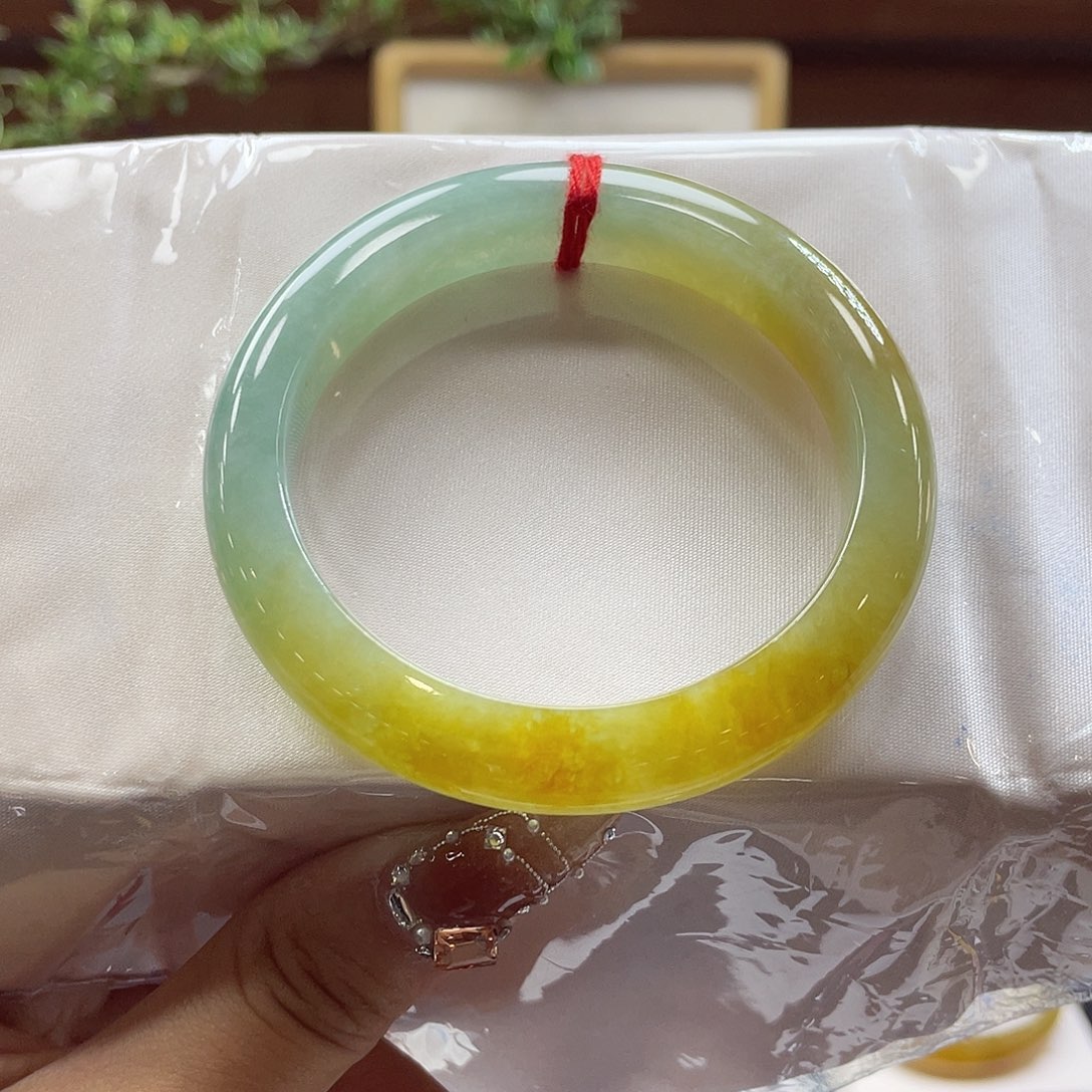 翡翠未镶嵌手镯37 号链接