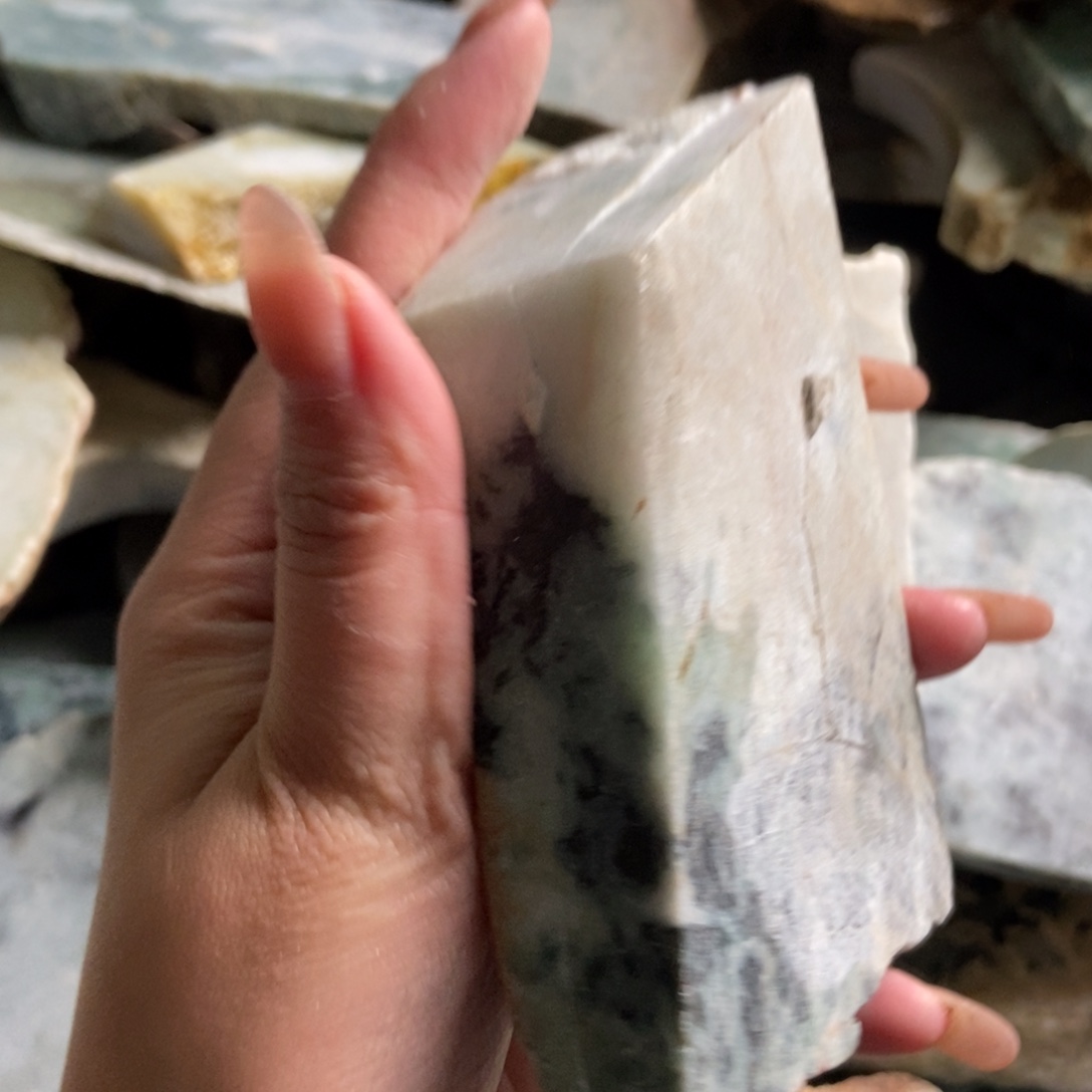 翡翠未镶嵌挂件天然翡翠