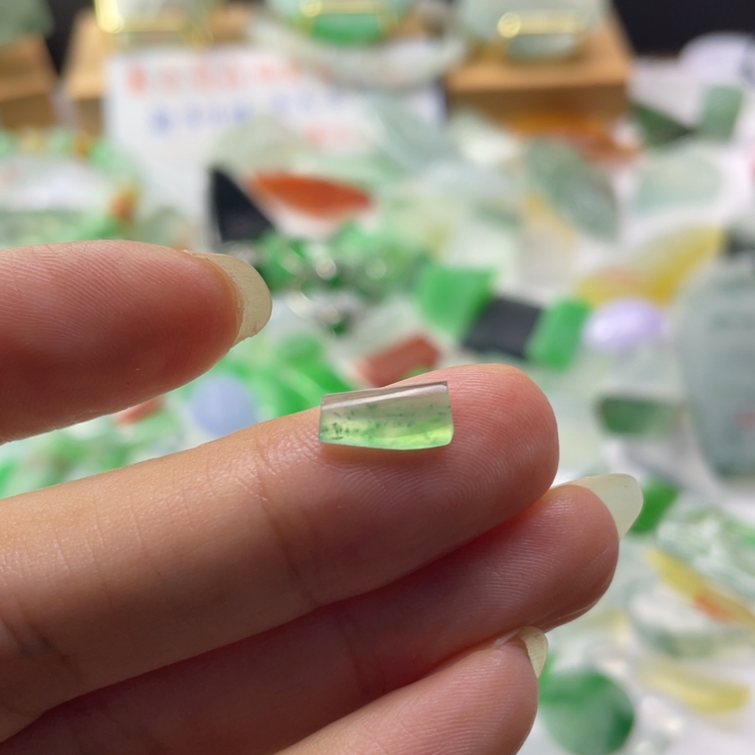 定制翡翠未镶嵌天然缅甸翡翠