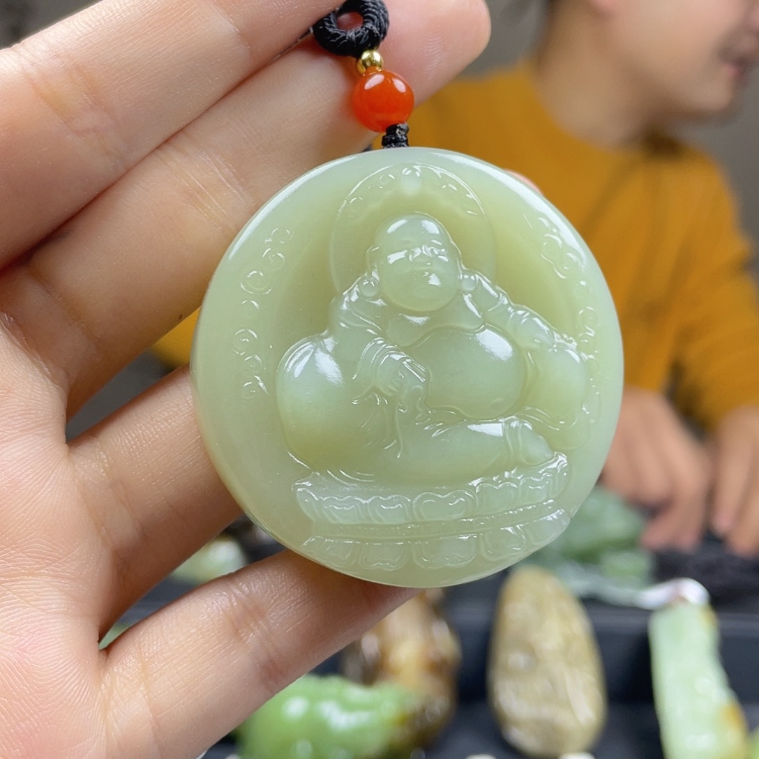 和田玉未镶嵌颈饰