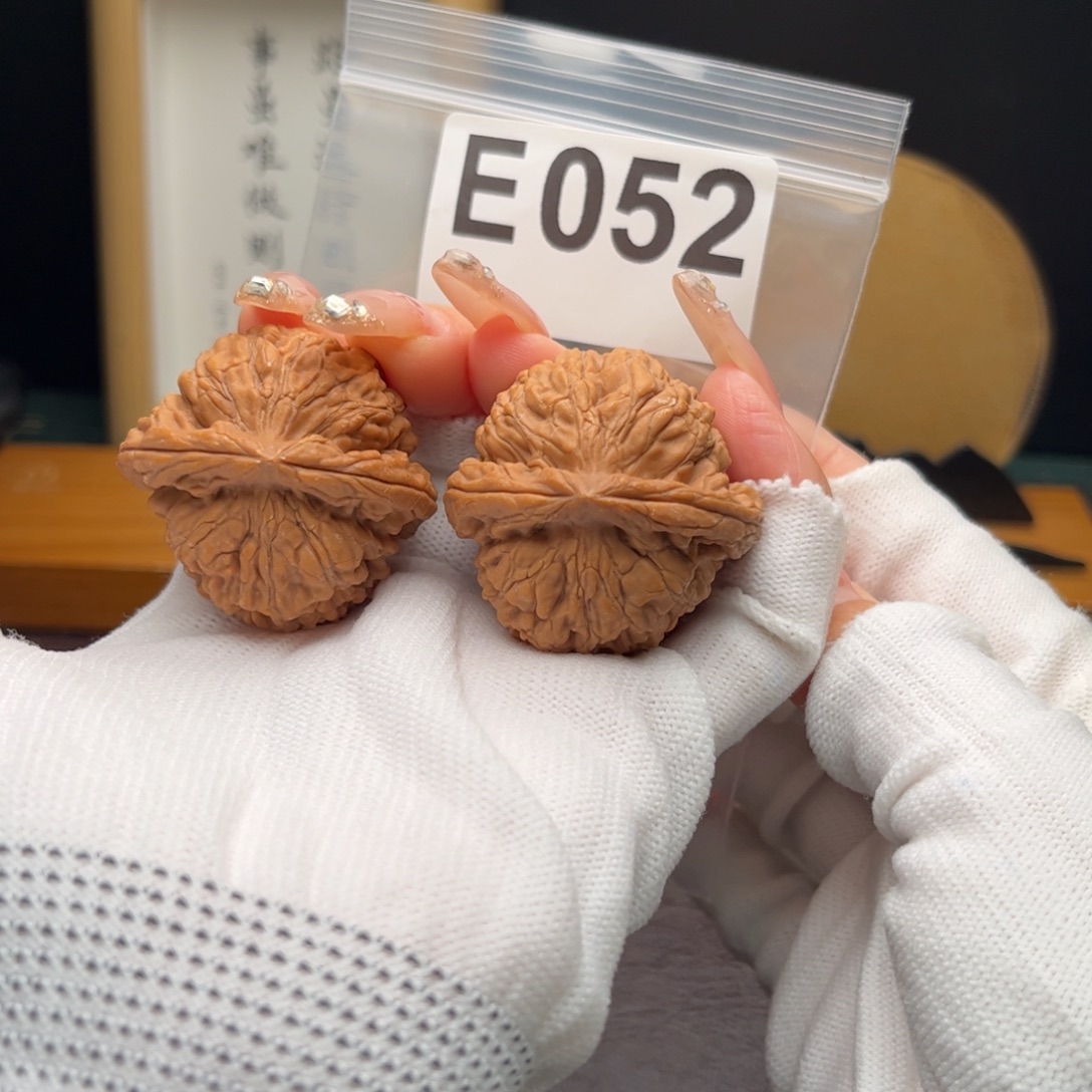 文玩核桃把件40蚂蚁王e052