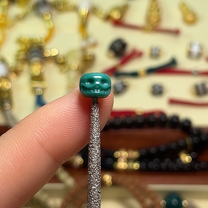 绿松石颈饰未镶嵌喜主